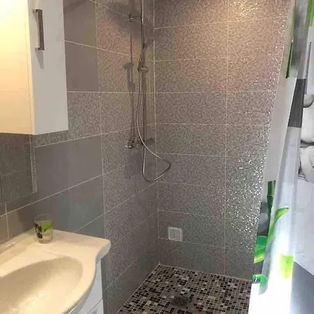 Appartement Bel Dans Maison